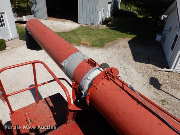 image for item IN9913 1987 Case IH 1660  Axial-Flow combine