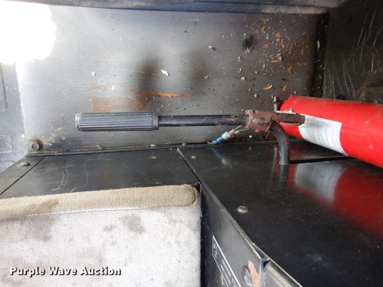 image for item IN9913 1987 Case IH 1660  Axial-Flow combine