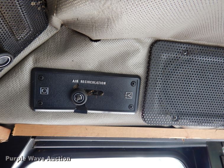 image for item IN9913 1987 Case IH 1660  Axial-Flow combine