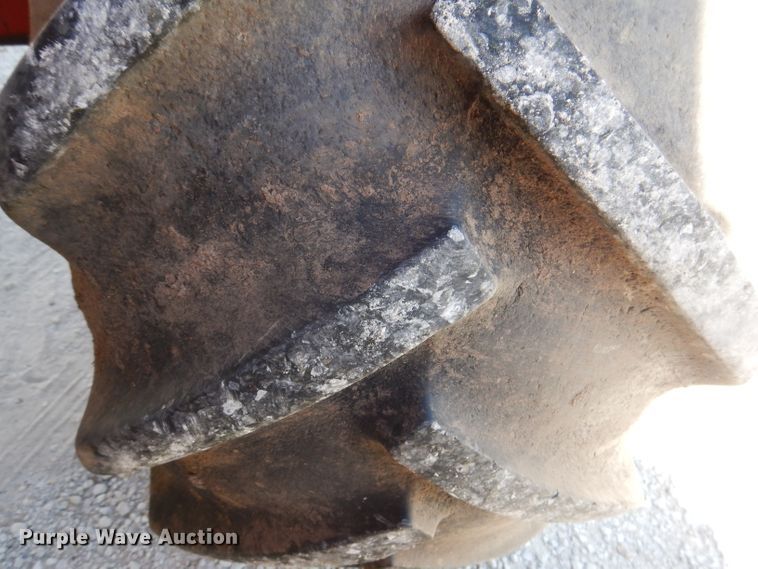 image for item IN9913 1987 Case IH 1660  Axial-Flow combine