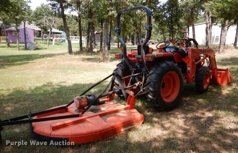 image for item IR9070 2009 Kubota L3400D  MFWD tractor