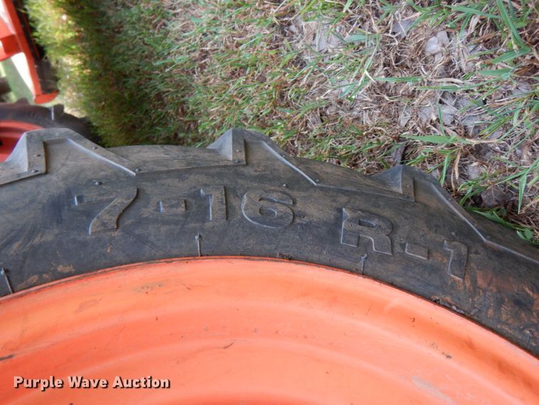 image for item IR9070 2009 Kubota L3400D  MFWD tractor