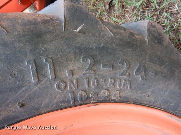 image for item IR9070 2009 Kubota L3400D  MFWD tractor