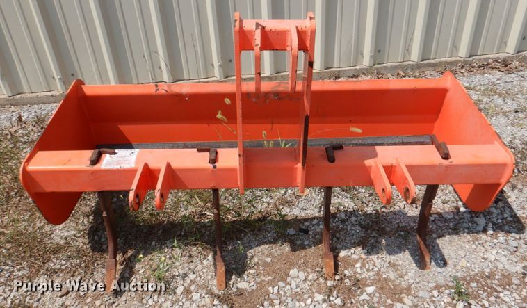 image for item IR9070 2009 Kubota L3400D  MFWD tractor