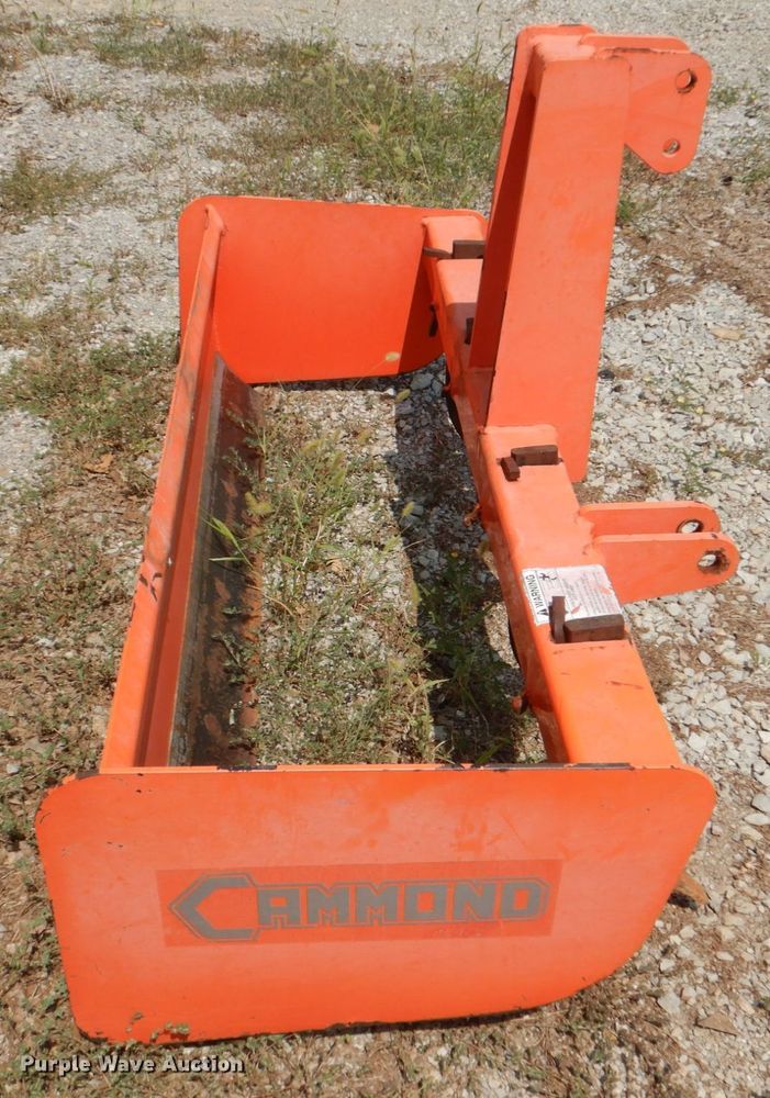 image for item IR9070 2009 Kubota L3400D  MFWD tractor