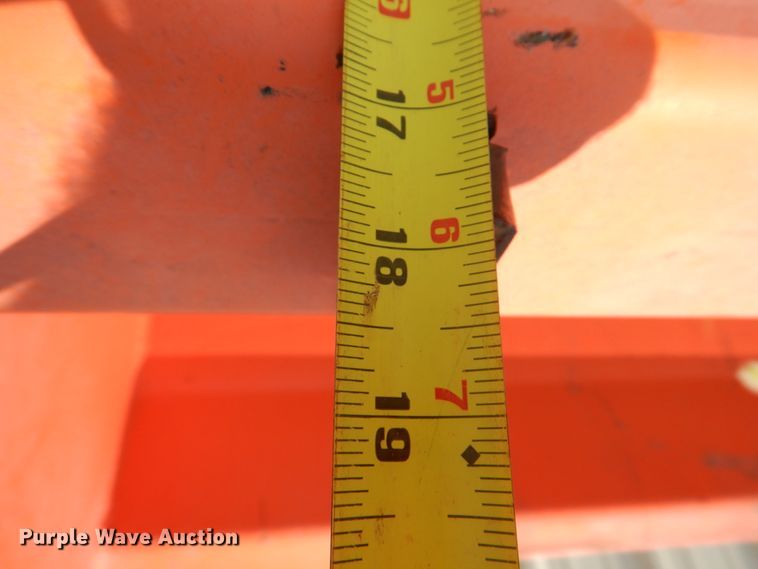 image for item IR9070 2009 Kubota L3400D  MFWD tractor