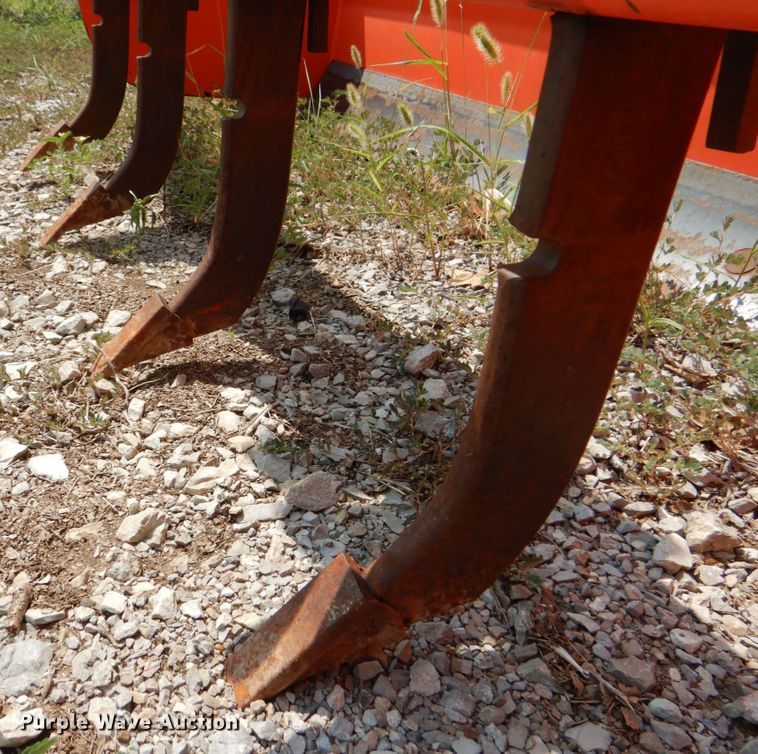 image for item IR9070 2009 Kubota L3400D  MFWD tractor