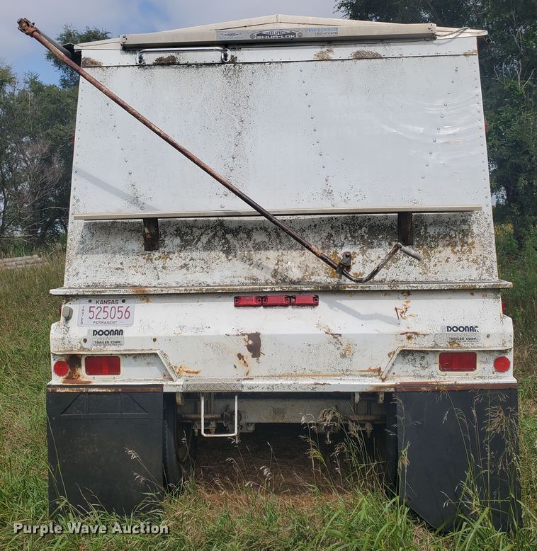 image for item IT9830 1990 Doonan  grain trailer