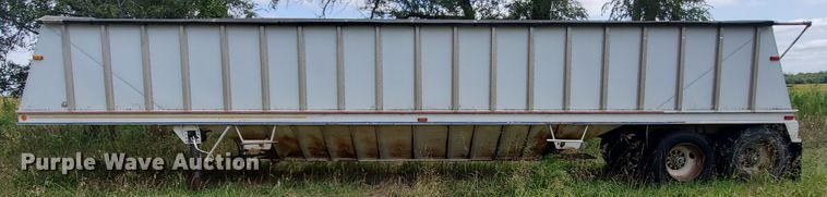 image for item IT9830 1990 Doonan  grain trailer