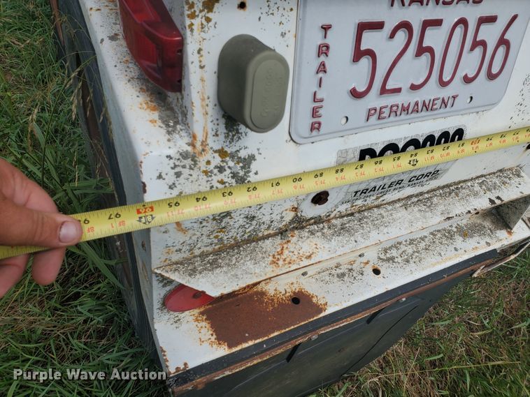 image for item IT9830 1990 Doonan  grain trailer