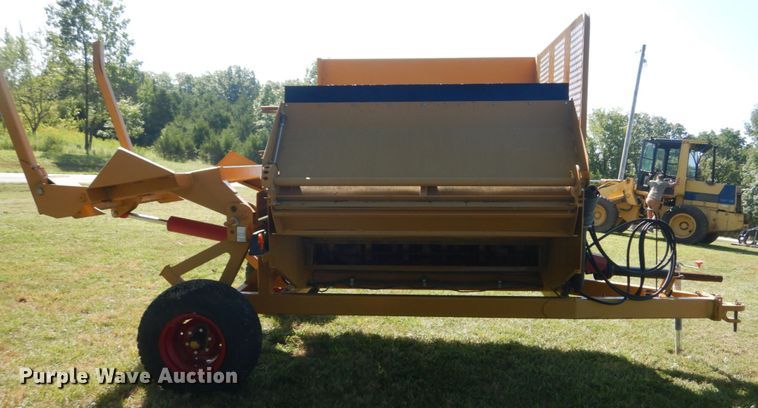 image for item JI9434 Duratech HayBuster 2650  bale processor