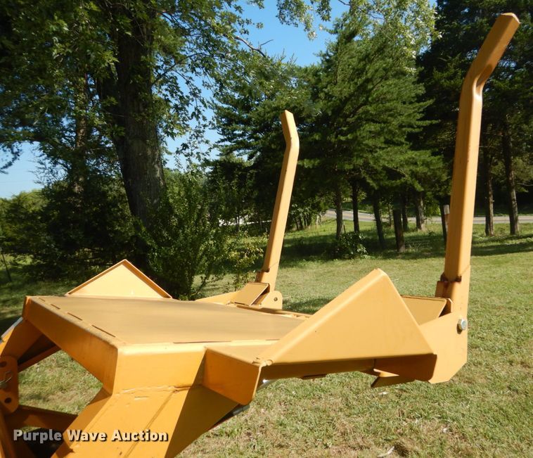 image for item JI9434 Duratech HayBuster 2650  bale processor