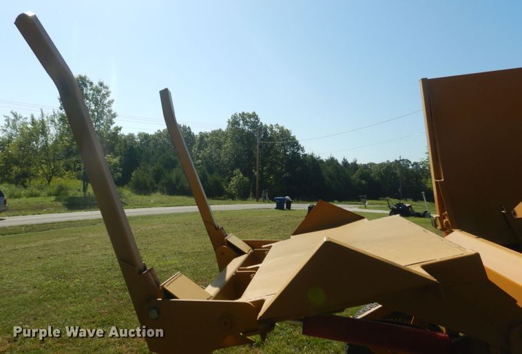 image for item JI9434 Duratech HayBuster 2650  bale processor