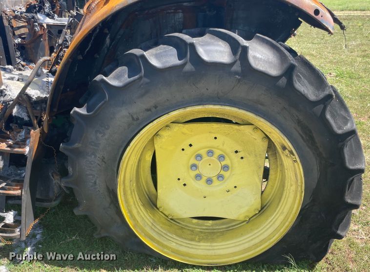 image for item JQ9723 2015 John Deere 6125M  MFWD tractor