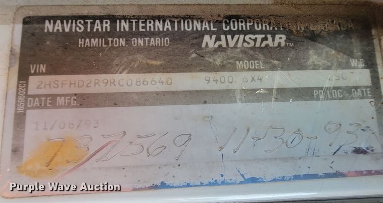 image for item KD9492 1994 International 9400  fertilizer delivery truck