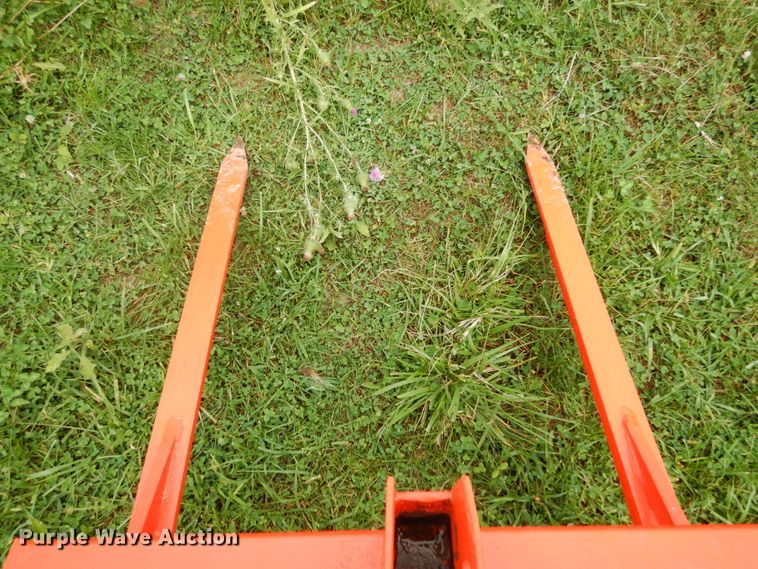 image for item KI9678 37"L bale spear