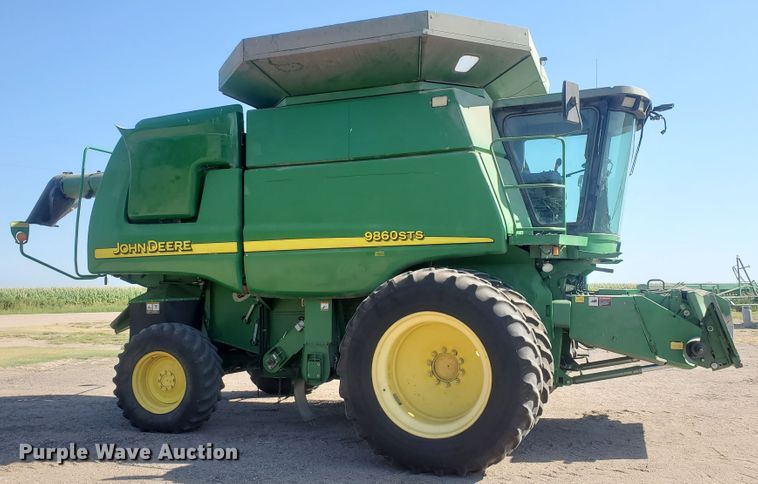 image for item KK9325 2005 John Deere 9860 STS  combine