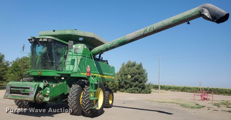 image for item KK9325 2005 John Deere 9860 STS  combine