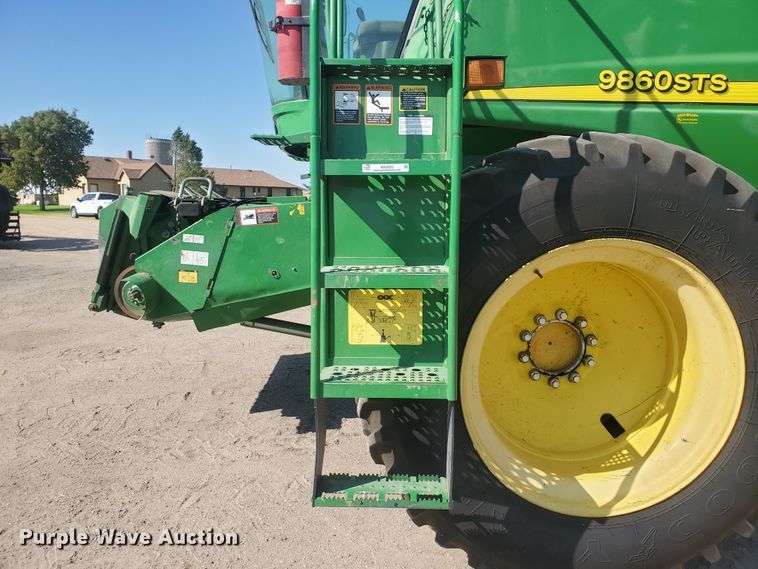 image for item KK9325 2005 John Deere 9860 STS  combine