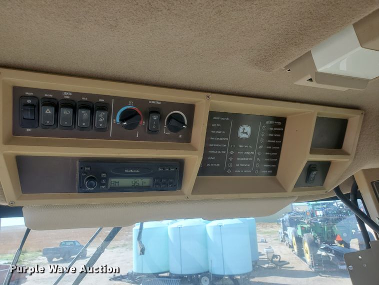 image for item KK9325 2005 John Deere 9860 STS  combine