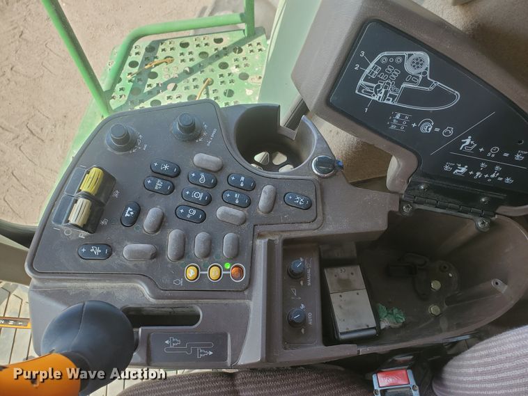 image for item KK9325 2005 John Deere 9860 STS  combine