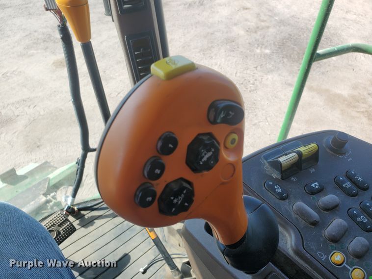 image for item KK9325 2005 John Deere 9860 STS  combine