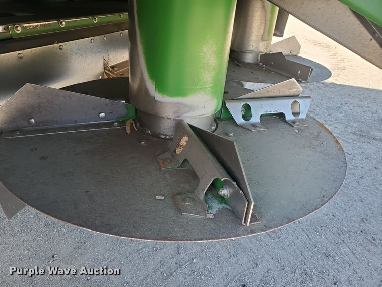 image for item KK9325 2005 John Deere 9860 STS  combine