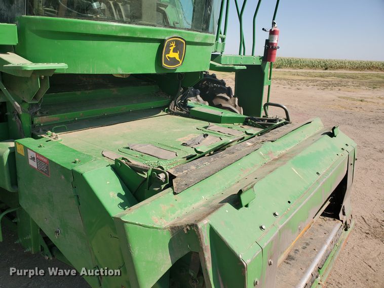 image for item KK9325 2005 John Deere 9860 STS  combine