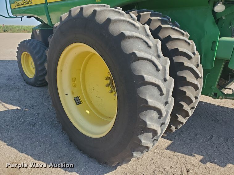image for item KK9325 2005 John Deere 9860 STS  combine