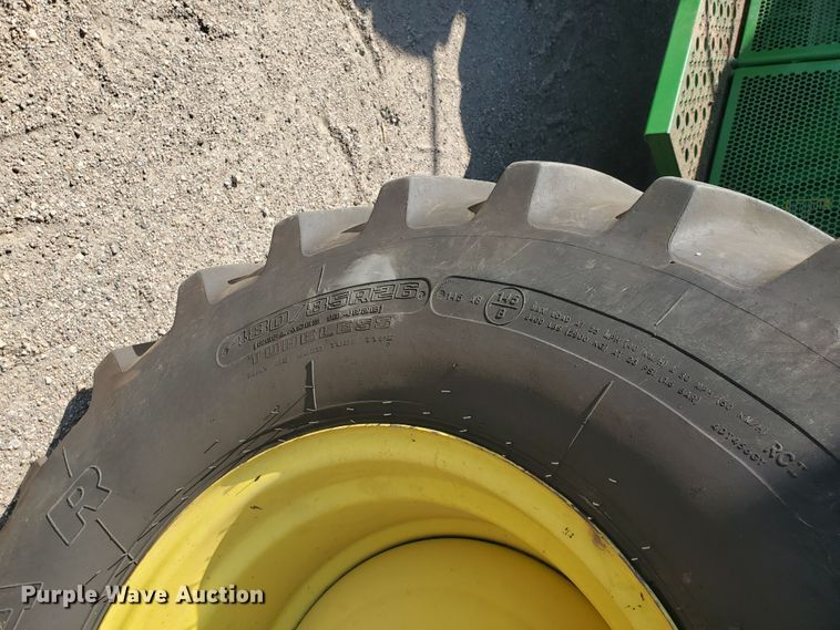 image for item KK9325 2005 John Deere 9860 STS  combine