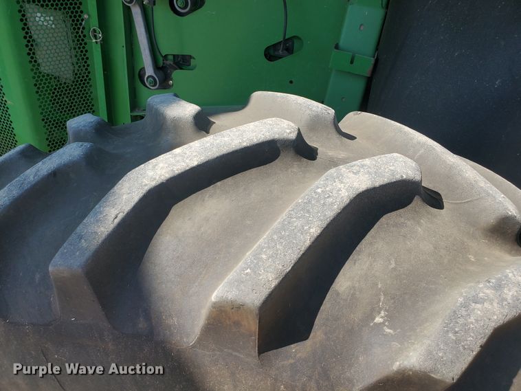 image for item KK9325 2005 John Deere 9860 STS  combine