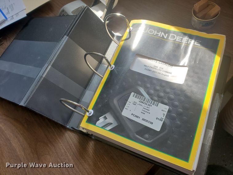 image for item KK9325 2005 John Deere 9860 STS  combine