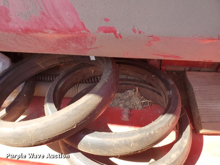 image for item KK9338 1980 International 5100  grain drill