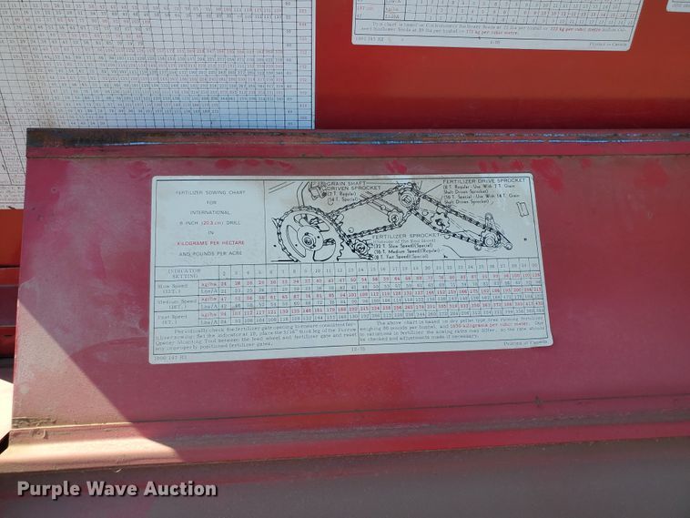 image for item KK9338 1980 International 5100  grain drill