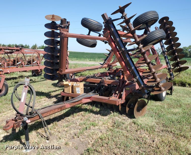 image for item KK9340 1986 International 496  tandem disk