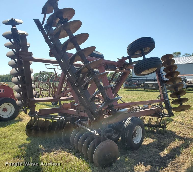 image for item KK9340 1986 International 496  tandem disk