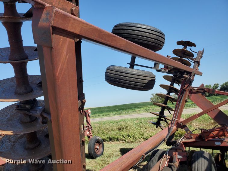 image for item KK9340 1986 International 496  tandem disk