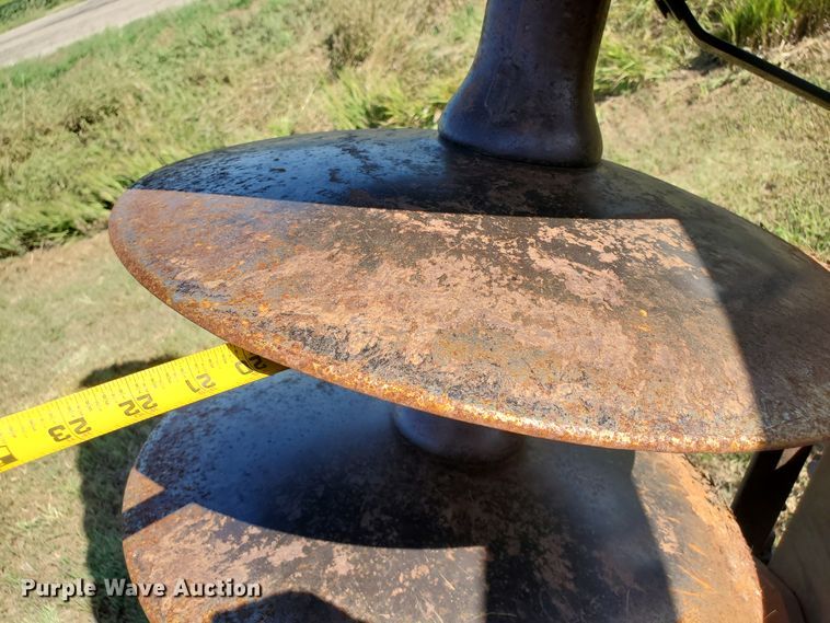 image for item KK9340 1986 International 496  tandem disk