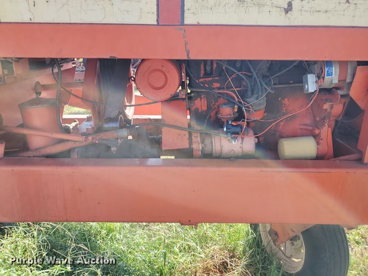 image for item KK9342 Case 1255  windrower