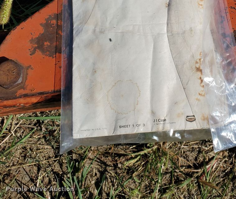 image for item KK9343 1975 Case  five bottom plow