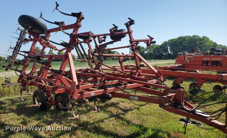 image for item KK9344 1995 Case IH 4800  field cultivator