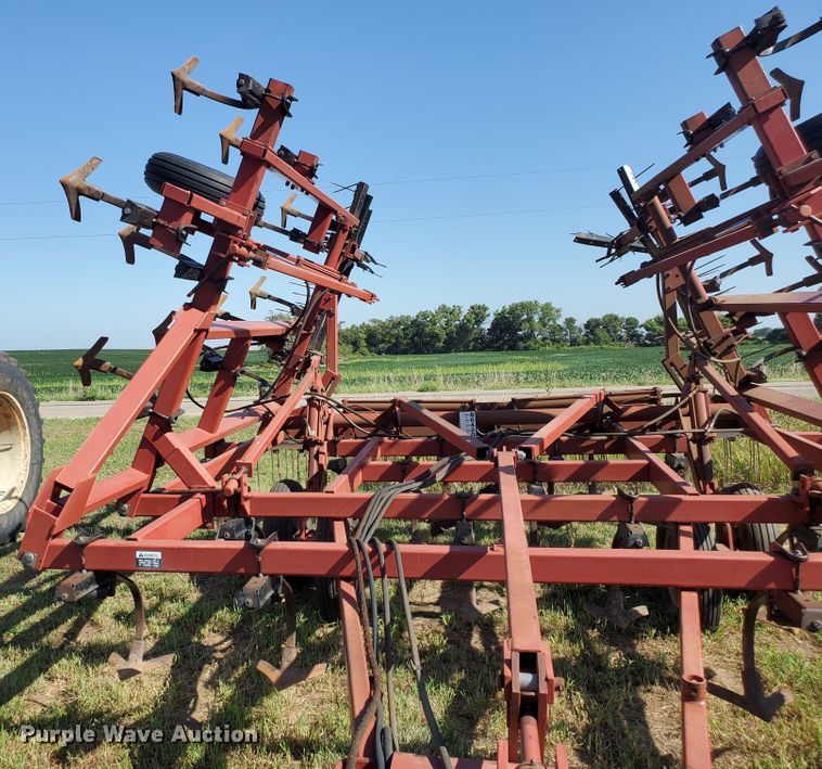 image for item KK9344 1995 Case IH 4800  field cultivator