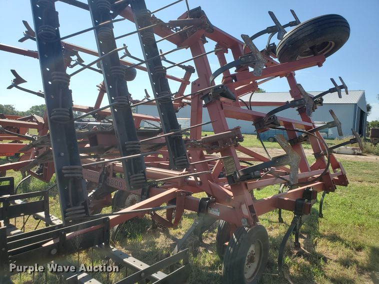 image for item KK9344 1995 Case IH 4800  field cultivator