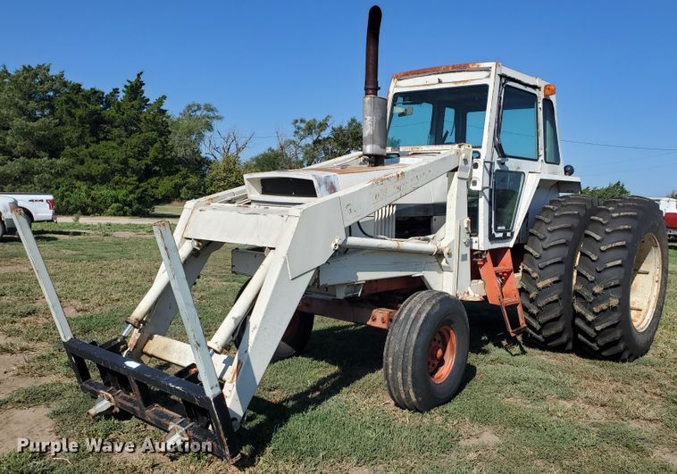 image for item KK9345 1977 Case 1370  tractor