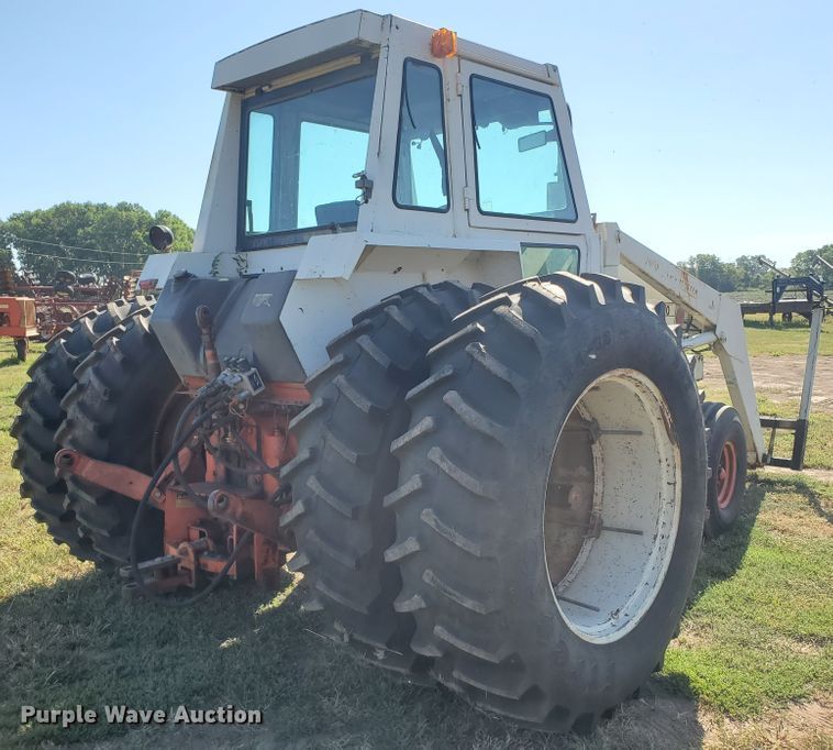 image for item KK9345 1977 Case 1370  tractor