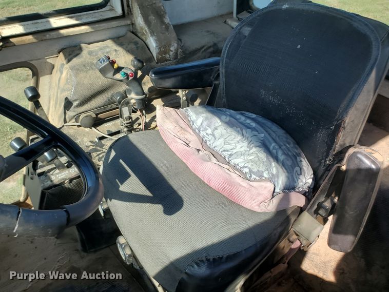 image for item KK9345 1977 Case 1370  tractor