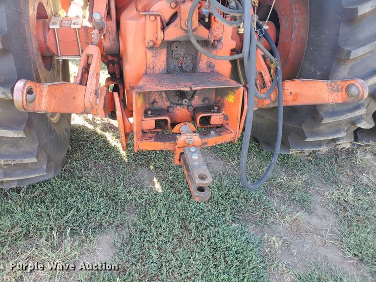 image for item KK9345 1977 Case 1370  tractor