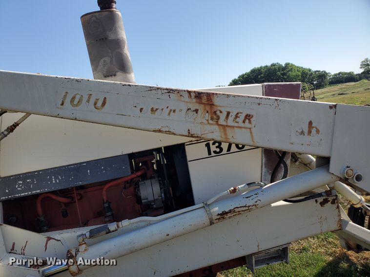 image for item KK9345 1977 Case 1370  tractor