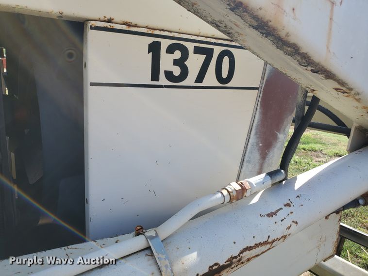 image for item KK9345 1977 Case 1370  tractor