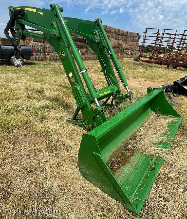 image for item KK9434 John Deere 660R  loader
